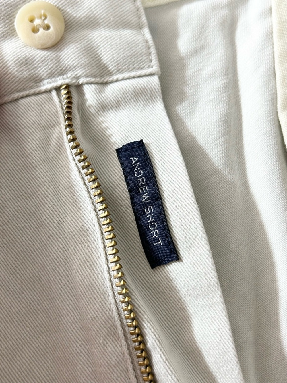 POLO Ralph Lauren Chino Khaki Pleated Cotton Shorts. Size 40. Preppy - Picture 4 of 9